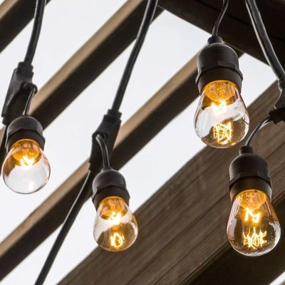 Transforme a sua casa num país das maravilhas do inverno com produtos de café luzes de cordas solares